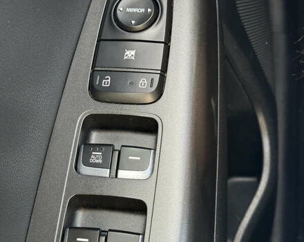 Коричневый Киа Sportage, объемом двигателя 1.69 л и пробегом 143 тыс. км за 16900 $, фото 21 на Automoto.ua