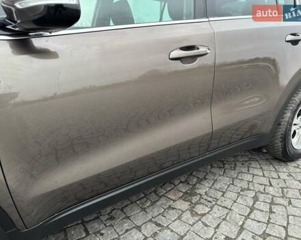 Коричневий Кіа Sportage, об'ємом двигуна 1.69 л та пробігом 173 тис. км за 17999 $, фото 83 на Automoto.ua