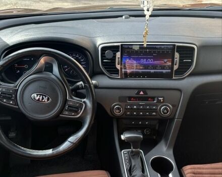 Коричневый Киа Sportage, объемом двигателя 1.7 л и пробегом 187 тыс. км за 16800 $, фото 6 на Automoto.ua
