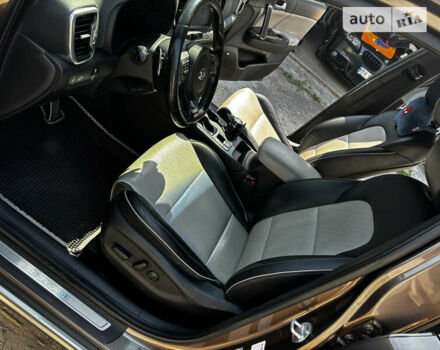 Коричневый Киа Sportage, объемом двигателя 2 л и пробегом 160 тыс. км за 23500 $, фото 16 на Automoto.ua