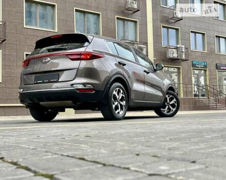 Коричневий Кіа Sportage, об'ємом двигуна 1.59 л та пробігом 88 тис. км за 18800 $, фото 70 на Automoto.ua