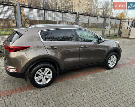 Коричневий Кіа Sportage, об'ємом двигуна 1.6 л та пробігом 168 тис. км за 13200 $, фото 7 на Automoto.ua