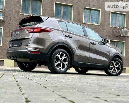 Коричневий Кіа Sportage, об'ємом двигуна 1.59 л та пробігом 88 тис. км за 18800 $, фото 69 на Automoto.ua