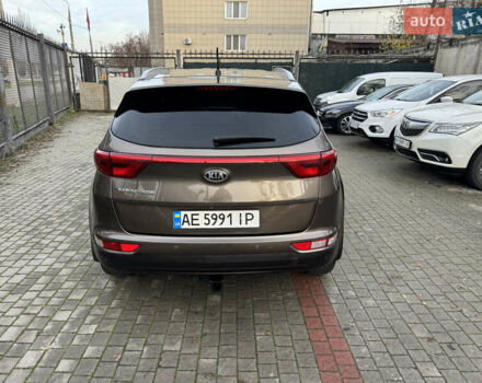 Коричневий Кіа Sportage, об'ємом двигуна 1.6 л та пробігом 168 тис. км за 13200 $, фото 5 на Automoto.ua