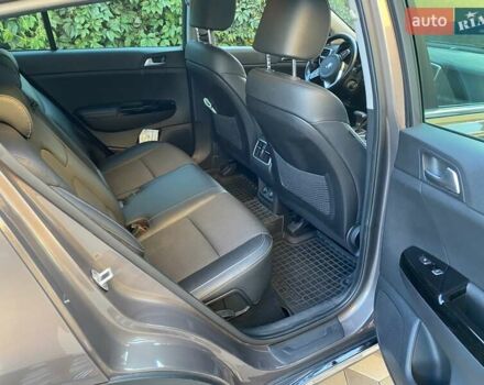 Коричневий Кіа Sportage, об'ємом двигуна 1.6 л та пробігом 66 тис. км за 22200 $, фото 5 на Automoto.ua