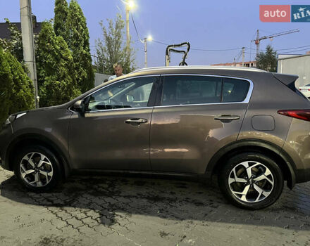 Коричневый Киа Sportage, объемом двигателя 1.59 л и пробегом 68 тыс. км за 17500 $, фото 2 на Automoto.ua