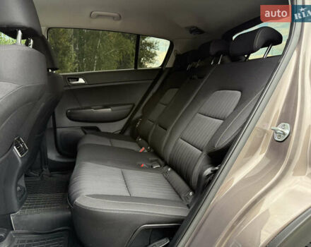 Коричневый Киа Sportage, объемом двигателя 1.59 л и пробегом 82 тыс. км за 16299 $, фото 36 на Automoto.ua