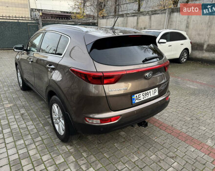 Коричневий Кіа Sportage, об'ємом двигуна 1.6 л та пробігом 168 тис. км за 13200 $, фото 4 на Automoto.ua