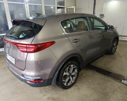 Коричневый Киа Sportage, объемом двигателя 1.6 л и пробегом 90 тыс. км за 18500 $, фото 2 на Automoto.ua