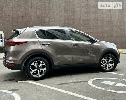 Коричневий Кіа Sportage, об'ємом двигуна 1.6 л та пробігом 69 тис. км за 18999 $, фото 75 на Automoto.ua