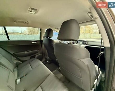 Коричневий Кіа Sportage, об'ємом двигуна 1.59 л та пробігом 53 тис. км за 13900 $, фото 59 на Automoto.ua