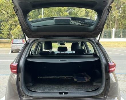 Коричневый Киа Sportage, объемом двигателя 1.59 л и пробегом 24 тыс. км за 20500 $, фото 13 на Automoto.ua