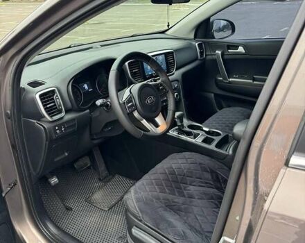 Коричневий Кіа Sportage, об'ємом двигуна 1.59 л та пробігом 64 тис. км за 18950 $, фото 7 на Automoto.ua