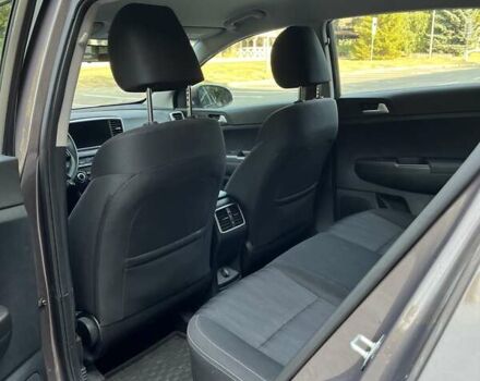 Коричневый Киа Sportage, объемом двигателя 1.59 л и пробегом 24 тыс. км за 20500 $, фото 9 на Automoto.ua