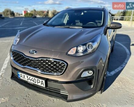 Кіа Sportage 2021 у Харкові на Automoto.ua Коричневий Кіа Sportage, об'ємом двигуна 1.59 л та пробігом 66 тис. км за 18999 $, фото 28 на Automoto.ua