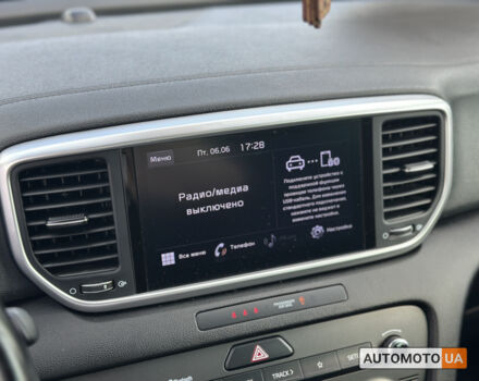 Коричневый Киа Sportage, объемом двигателя 1.6 л и пробегом 39 тыс. км за 811200 $, фото 19 на Automoto.ua