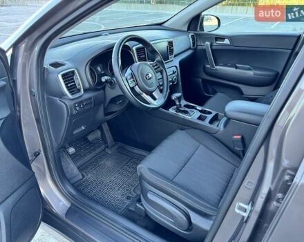 Кіа Sportage 2021 у Харкові на Automoto.ua Коричневий Кіа Sportage, об'ємом двигуна 1.59 л та пробігом 66 тис. км за 18999 $, фото 31 на Automoto.ua