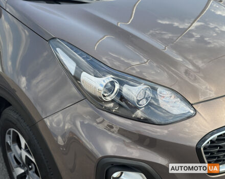 Коричневый Киа Sportage, объемом двигателя 1.6 л и пробегом 39 тыс. км за 811200 $, фото 4 на Automoto.ua