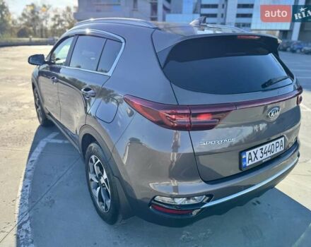 Кіа Sportage 2021 у Харкові на Automoto.ua Коричневий Кіа Sportage, об'ємом двигуна 1.59 л та пробігом 66 тис. км за 18999 $, фото 19 на Automoto.ua