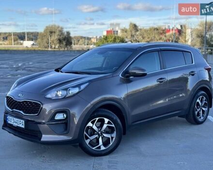 Кіа Sportage 2021 у Харкові на Automoto.ua Коричневий Кіа Sportage, об'ємом двигуна 1.59 л та пробігом 66 тис. км за 18999 $, фото 8 на Automoto.ua