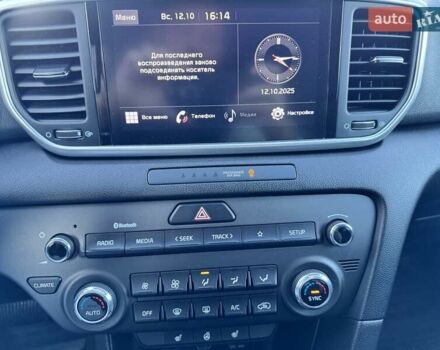 Кіа Sportage 2021 у Харкові на Automoto.ua Коричневий Кіа Sportage, об'ємом двигуна 1.59 л та пробігом 66 тис. км за 18999 $, фото 41 на Automoto.ua