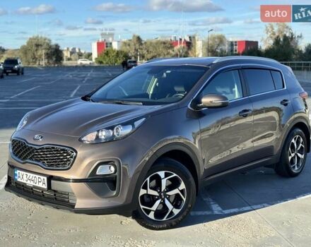 Кіа Sportage 2021 у Харкові на Automoto.ua Коричневий Кіа Sportage, об'ємом двигуна 1.59 л та пробігом 66 тис. км за 18999 $, фото 12 на Automoto.ua