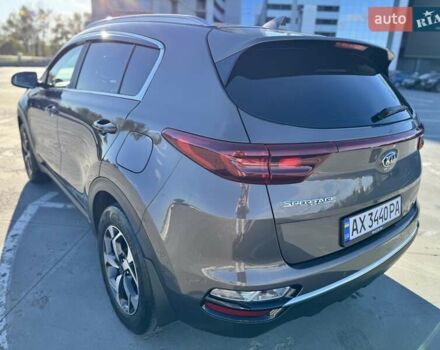 Кіа Sportage 2021 у Харкові на Automoto.ua Коричневий Кіа Sportage, об'ємом двигуна 1.59 л та пробігом 66 тис. км за 18999 $, фото 20 на Automoto.ua