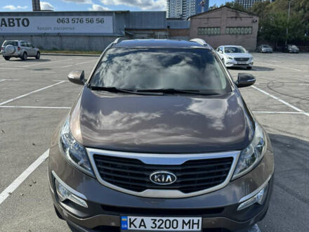 Кіа Sportage 2011 у Києві на Automoto.ua Коричневий Кіа Sportage, об'ємом двигуна 2 л та пробігом 188 тис. км за 14500 $, фото 1 на Automoto.ua
