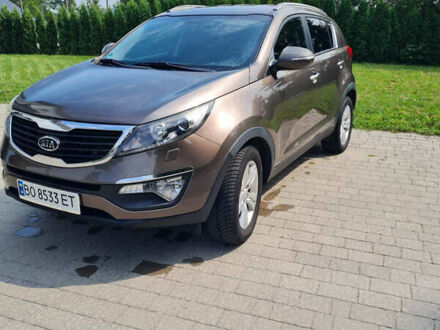 Киа Sportage 2011 в Бучаче на Automoto.ua Коричневый Киа Sportage, объемом двигателя 1.7 л и пробегом 184 тыс. км за 11800 $, фото 1 на Automoto.ua