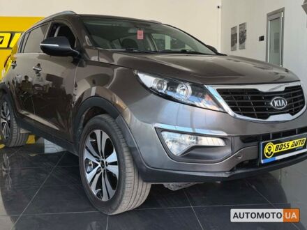 Киа Sportage 2011 в Червонограде на Automoto.ua Коричневый Киа Sportage, объемом двигателя 1.7 л и пробегом 281 тыс. км за 13000 $, фото 1 на Automoto.ua