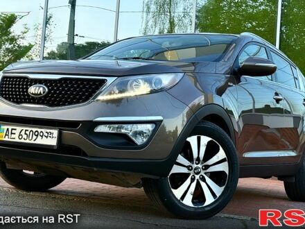 Кіа Sportage 2012 у Дніпро (Дніпропетровську) на Automoto.ua Коричневий Кіа Sportage, об'ємом двигуна 2.4 л та пробігом 129 тис. км за 12500 $, фото 1 на Automoto.ua