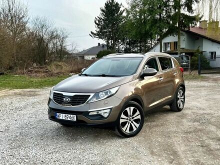 Коричневий Кіа Sportage, об'ємом двигуна 2 л та пробігом 210 тис. км за 8500 $, фото 1 на Automoto.ua