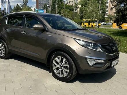 Коричневий Кіа Sportage, об'ємом двигуна 2 л та пробігом 196 тис. км за 16400 $, фото 1 на Automoto.ua