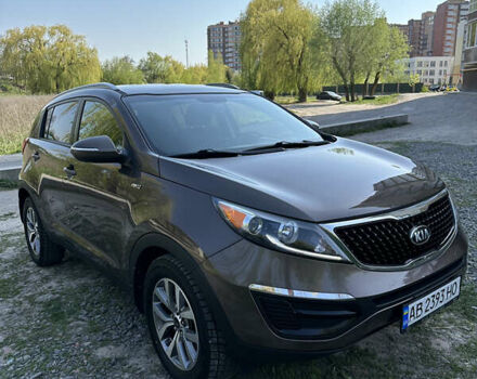 Коричневый Киа Sportage, объемом двигателя 2.36 л и пробегом 57 тыс. км за 16000 $, фото 1 на Automoto.ua