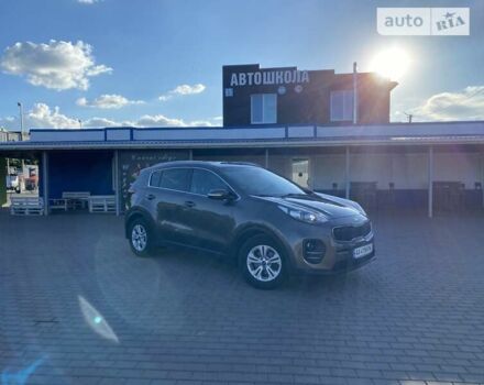 Коричневый Киа Sportage, объемом двигателя 2 л и пробегом 135 тыс. км за 16300 $, фото 1 на Automoto.ua