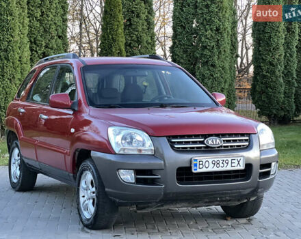 Червоний Кіа Sportage, об'ємом двигуна 2 л та пробігом 300 тис. км за 5999 $, фото 11 на Automoto.ua