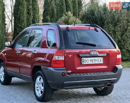 Червоний Кіа Sportage, об'ємом двигуна 2 л та пробігом 300 тис. км за 5999 $, фото 21 на Automoto.ua