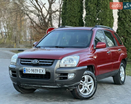 Червоний Кіа Sportage, об'ємом двигуна 2 л та пробігом 300 тис. км за 5999 $, фото 1 на Automoto.ua