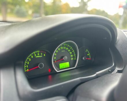 Красный Киа Sportage, объемом двигателя 2 л и пробегом 222 тыс. км за 8500 $, фото 23 на Automoto.ua