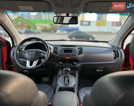 Червоний Кіа Sportage, об'ємом двигуна 2 л та пробігом 150 тис. км за 13500 $, фото 42 на Automoto.ua