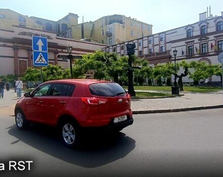 Красный Киа Sportage, объемом двигателя 2.4 л и пробегом 300 тыс. км за 10500 $, фото 7 на Automoto.ua