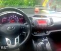 Красный Киа Sportage, объемом двигателя 2.4 л и пробегом 300 тыс. км за 10500 $, фото 12 на Automoto.ua