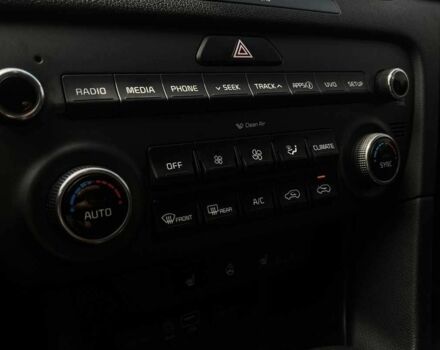 Красный Киа Sportage, объемом двигателя 2.4 л и пробегом 155 тыс. км за 16800 $, фото 13 на Automoto.ua