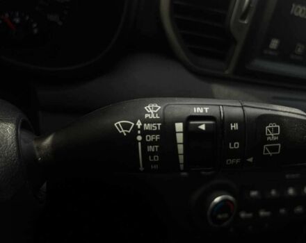 Красный Киа Sportage, объемом двигателя 2.4 л и пробегом 155 тыс. км за 16800 $, фото 15 на Automoto.ua