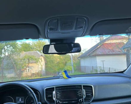 Красный Киа Sportage, объемом двигателя 2 л и пробегом 130 тыс. км за 19300 $, фото 16 на Automoto.ua