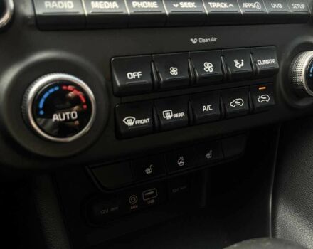 Красный Киа Sportage, объемом двигателя 2.4 л и пробегом 155 тыс. км за 16800 $, фото 12 на Automoto.ua