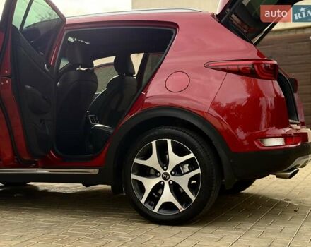 Червоний Кіа Sportage, об'ємом двигуна 2 л та пробігом 97 тис. км за 21800 $, фото 40 на Automoto.ua