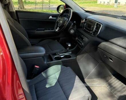 Червоний Кіа Sportage, об'ємом двигуна 2 л та пробігом 138 тис. км за 17500 $, фото 15 на Automoto.ua