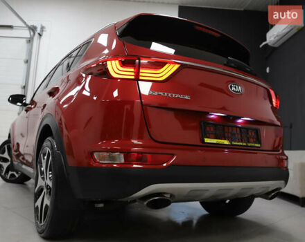 Красный Киа Sportage, объемом двигателя 2 л и пробегом 144 тыс. км за 21800 $, фото 39 на Automoto.ua
