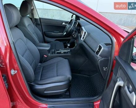 Червоний Кіа Sportage, об'ємом двигуна 1.69 л та пробігом 58 тис. км за 18800 $, фото 29 на Automoto.ua